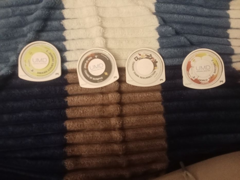 Диски для PSP продам
