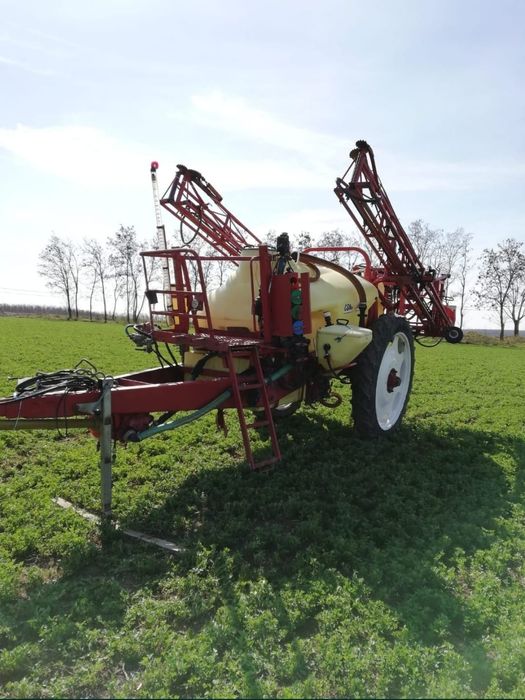 Instalatie de erbicidat  Hardi Commander