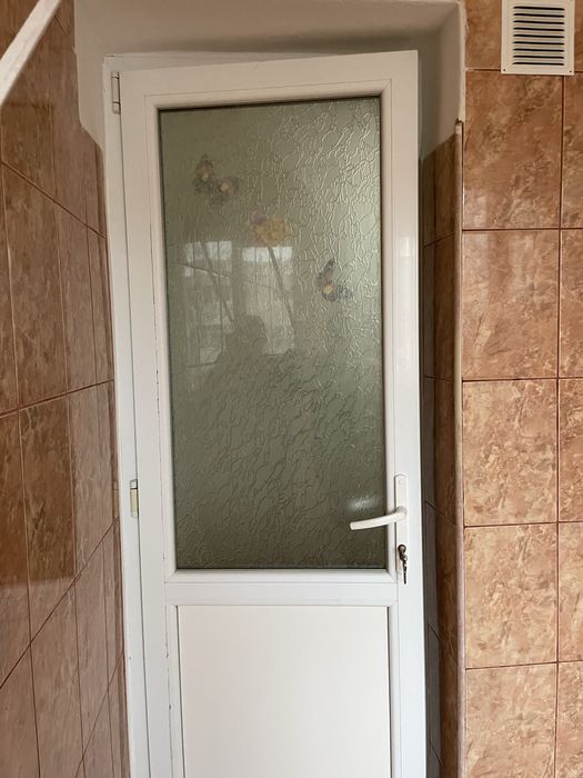 Ușă termopan- stare foarte bună
