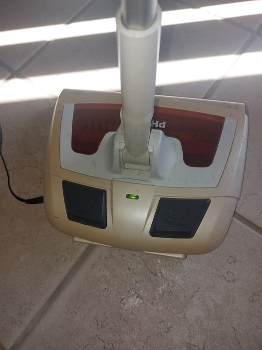 Мобилна метла Philips