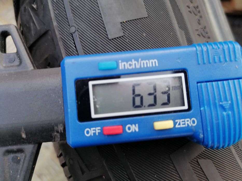 2 бр. Nokian 235/55R19 DOT 1823