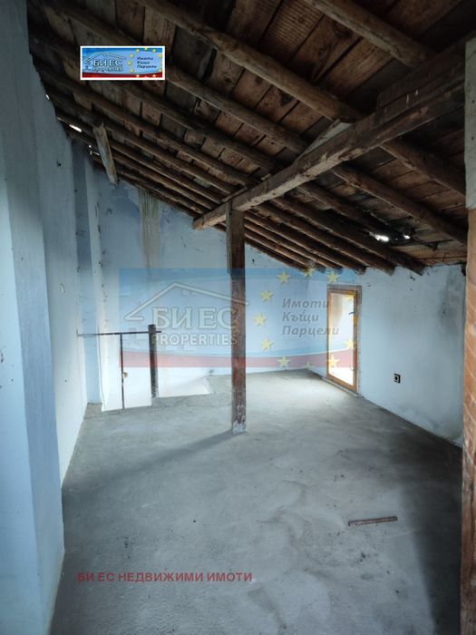 Къща в с. Гълъбовци 105 м² и двор 600m²