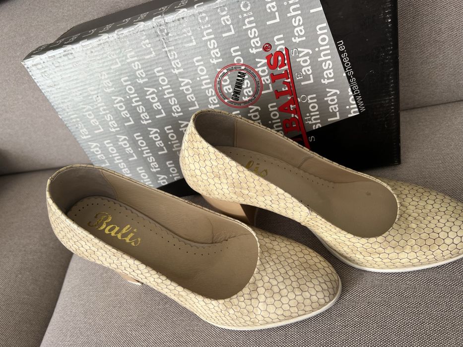 Елегантни обувки на ток - НОВИ