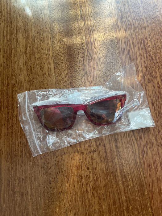 Слънчеви очила LACOSTE