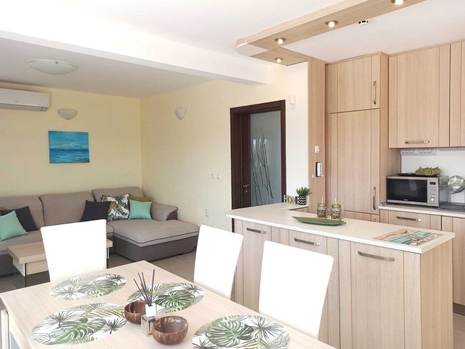 Дава се под наем Къща в с. Топола, Област Добрич - 140 кв.м за 229.5 € - Снимка #6