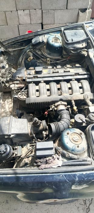 BMW E34. 2.5  ванус