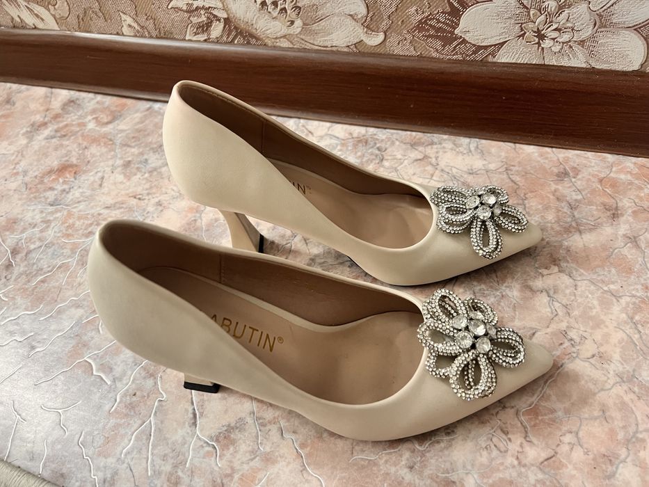 Туфли 5000 тенге,размер 35