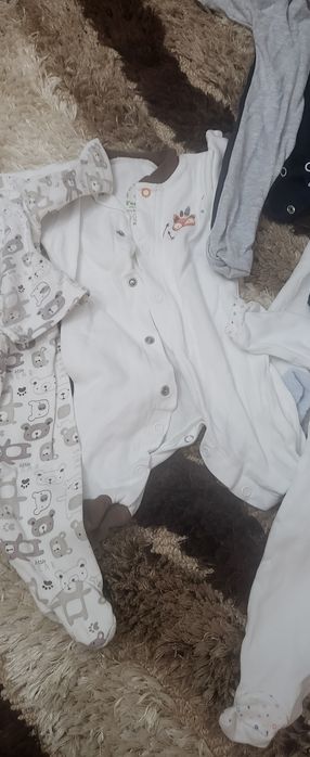 Бебешки дрехи 2 големи плика за момче 0-6м
