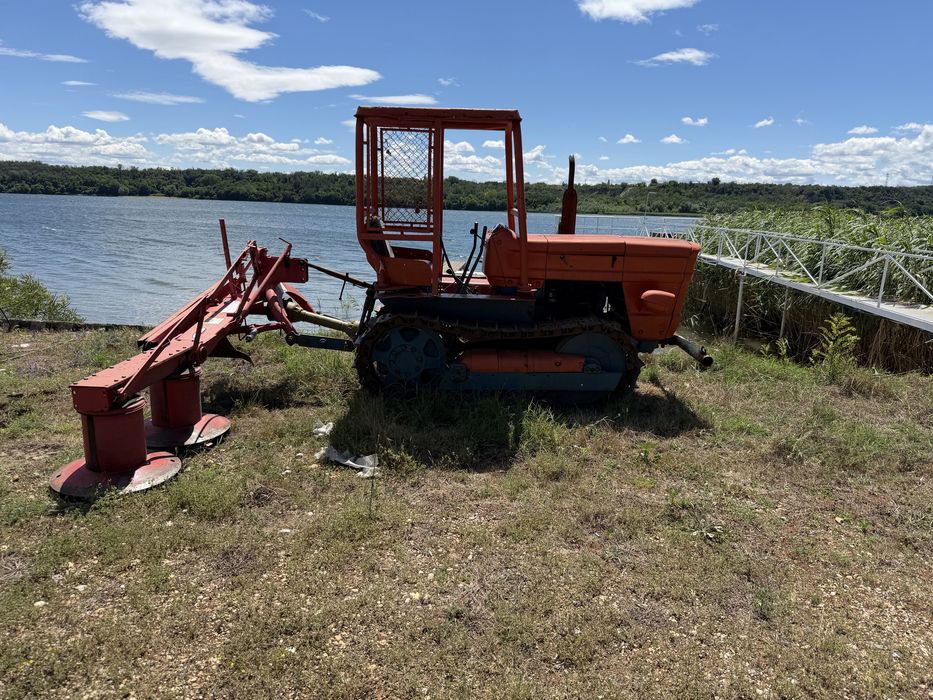 Tractor pe senile SV 445