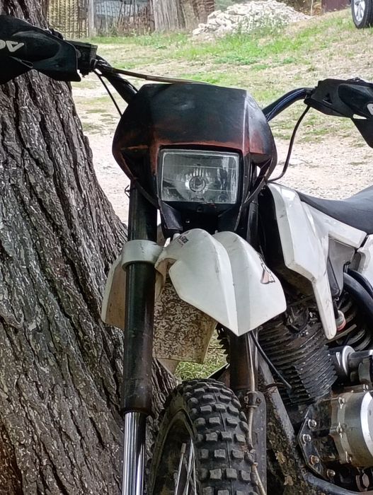 Dau la schimb huriccane de 250cc