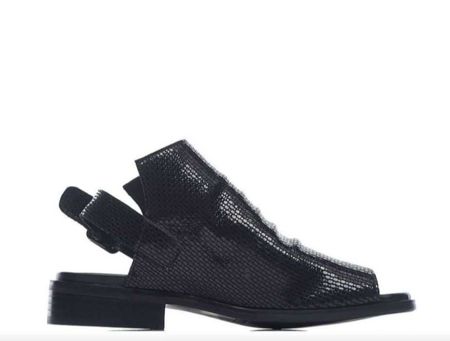 Молодежные кожаные тяги