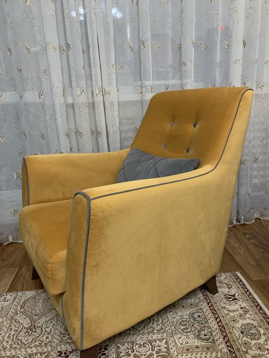 Продам диван и кресло