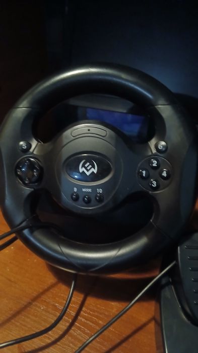 Продам руль с педалеми игровой