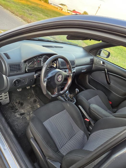 Skoda Octavia 1