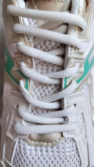 Маратонки, вдъхновени от Balenciaga Bouncer модел размер 44