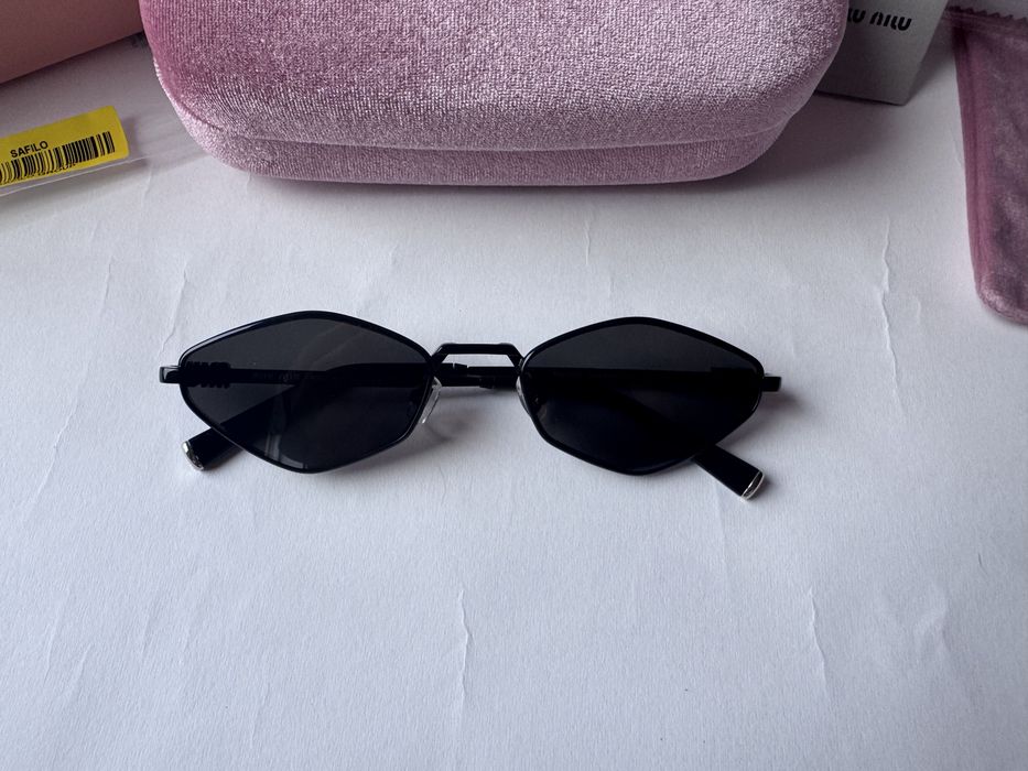 Ochelari de soare Miu Miu SMU 56Z 56-17 140, Noi
