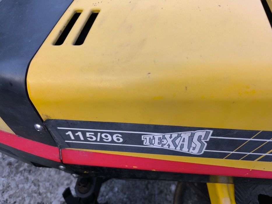 Моторни косачки 2 бр.