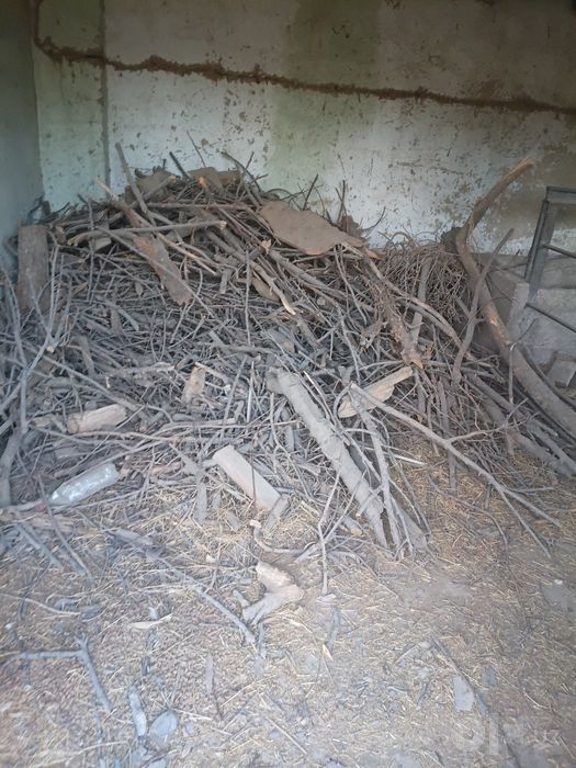 Utin sotiladi kupro utin buta kam rasimga olinga 1 moshinadan kup