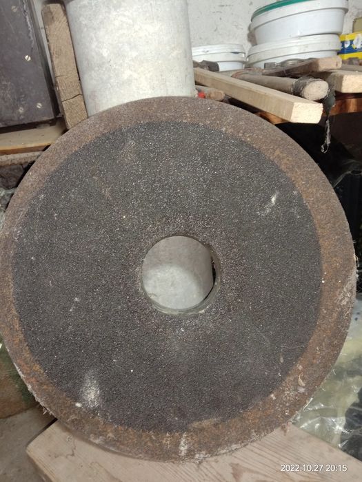 Продам точильный камень