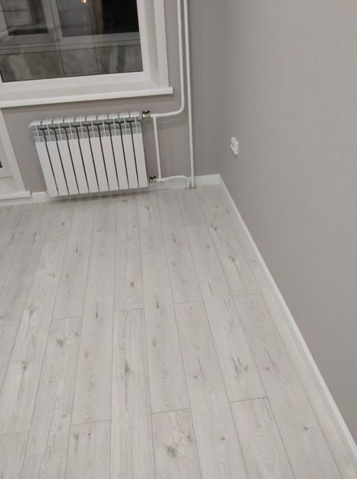 Установка плинтусов