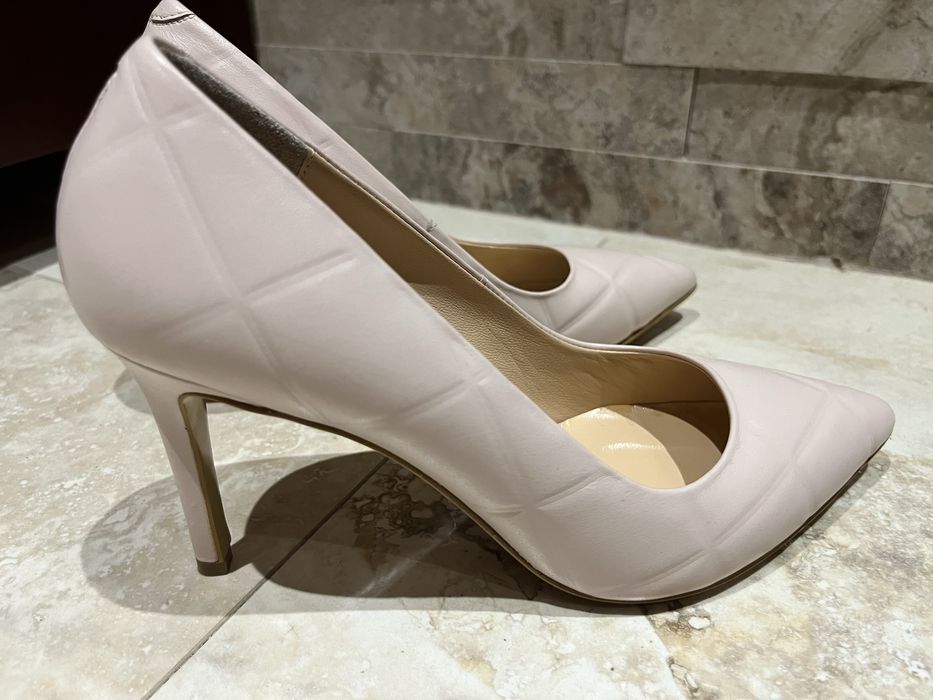 Обувки с ток Gi Anni