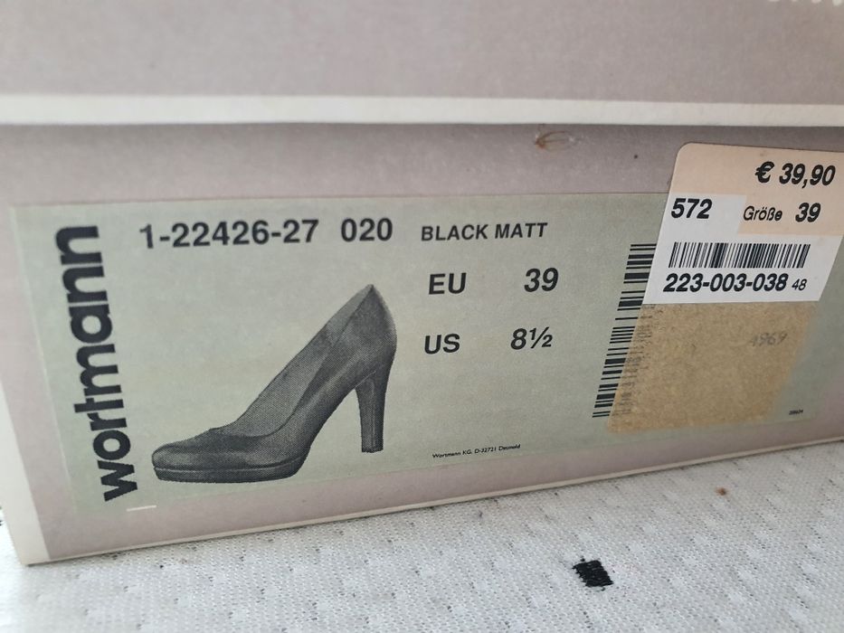 Елегантни дамски обувки Tamaris