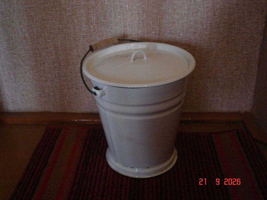 продам эмалированное ведро