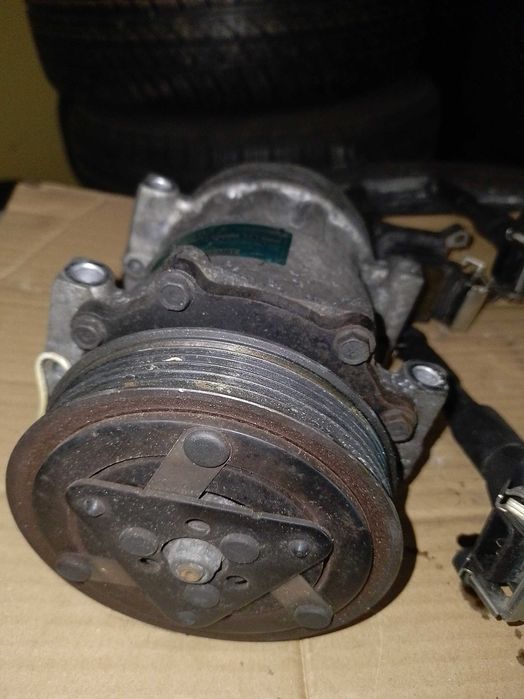 Компресор за климатик SANDEN Митсубиши спейс Стар 1.9 дизел