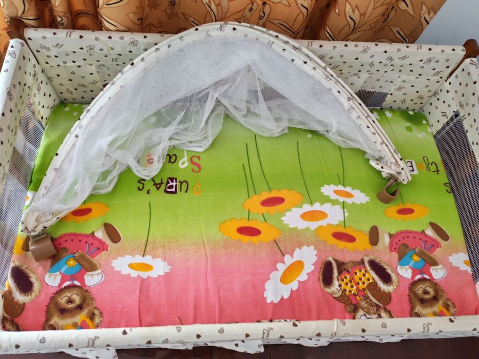 Детская кровать манеж
