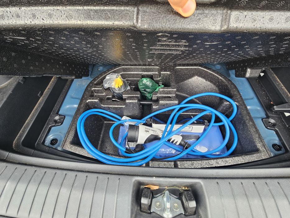 Hyundai Kona EV 39 kWh - 12500 fara TVA (TVA deductibil)