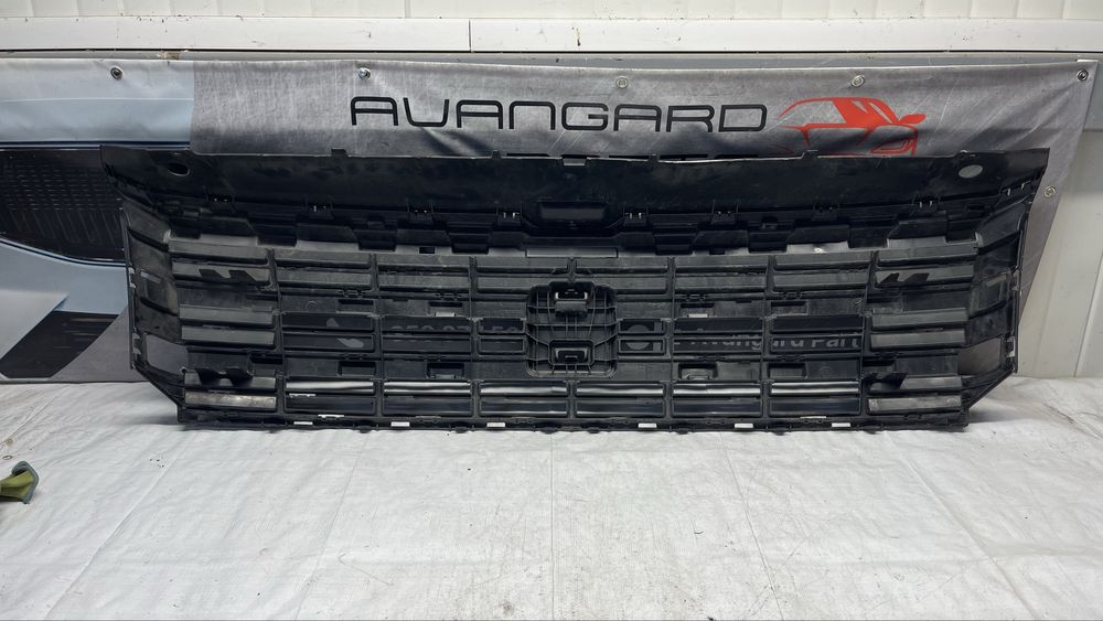 MAN TGE предна решетка