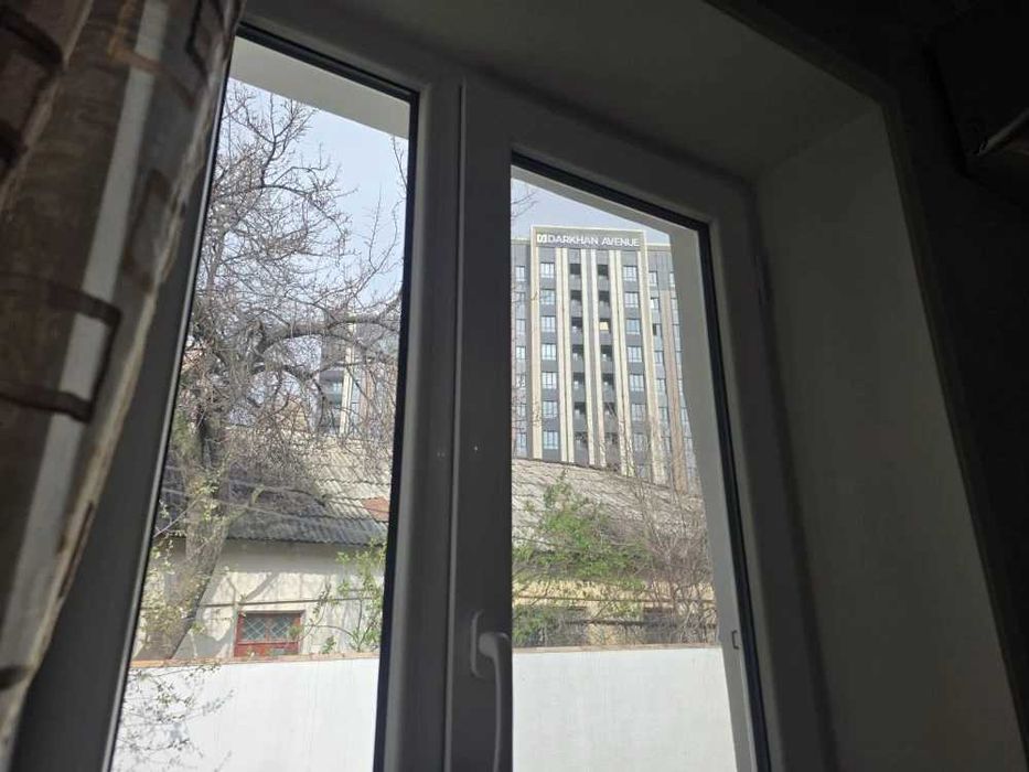 Дархан, метро Хамида Алимджана дом В САМОМ ЦЕНТРЕ !!