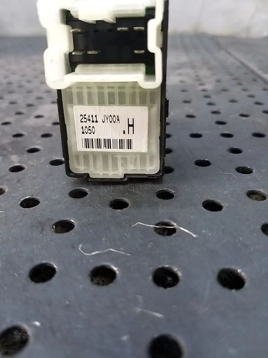 Buton geam electric stanga spate renault koleos 1 hy 25411jy00a