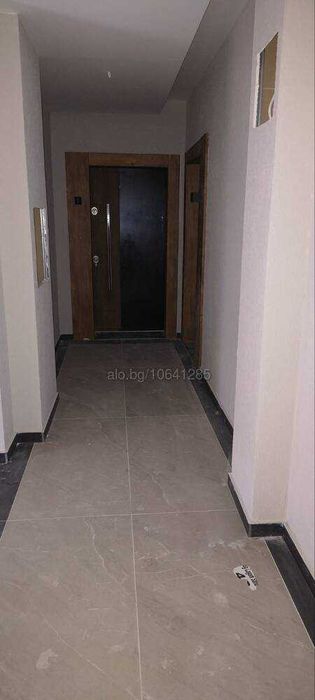 Двустаен апартамент до Гребна база