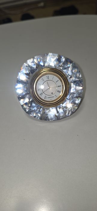 Ceas de masă swarovski forma diamant sticla slefuita superba