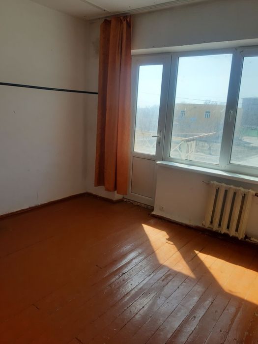 Продается квартира Микрорайон  8 дом