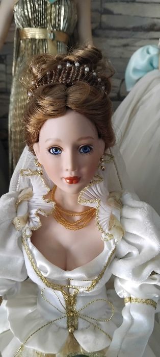 Порцеланови кукли