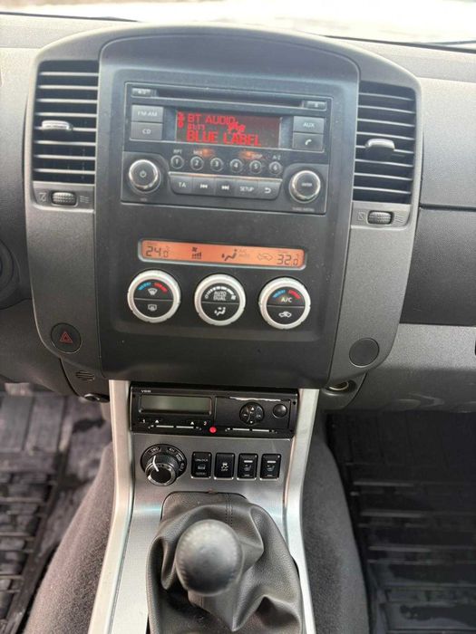 Nissan Navara D40 4x4 2015