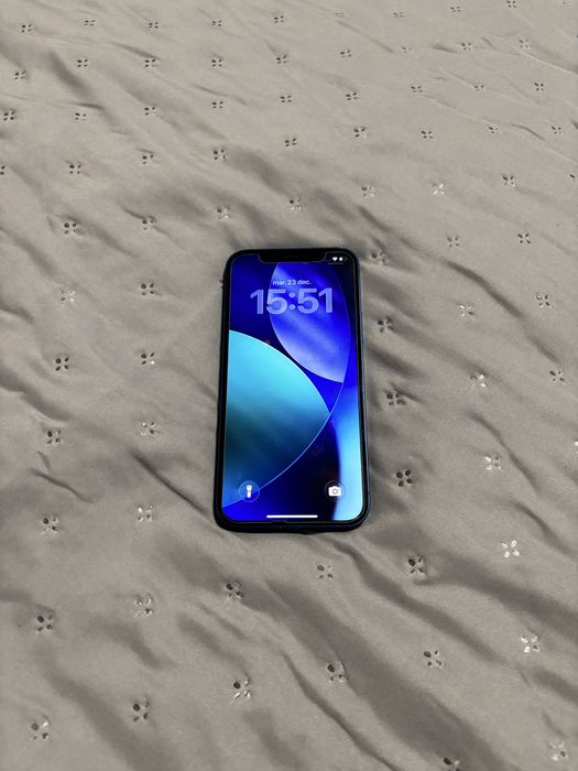 iPhone 12 128GB 79% sanatate la baterie