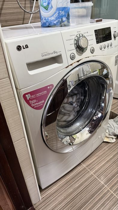 Продам стиральную машину от LG