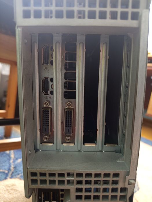 Сървър Dell - Intel Xeon X5647 2x CPU, 32GB RAM, AMD RADEON RX 580 4GB, 500 GB HDD