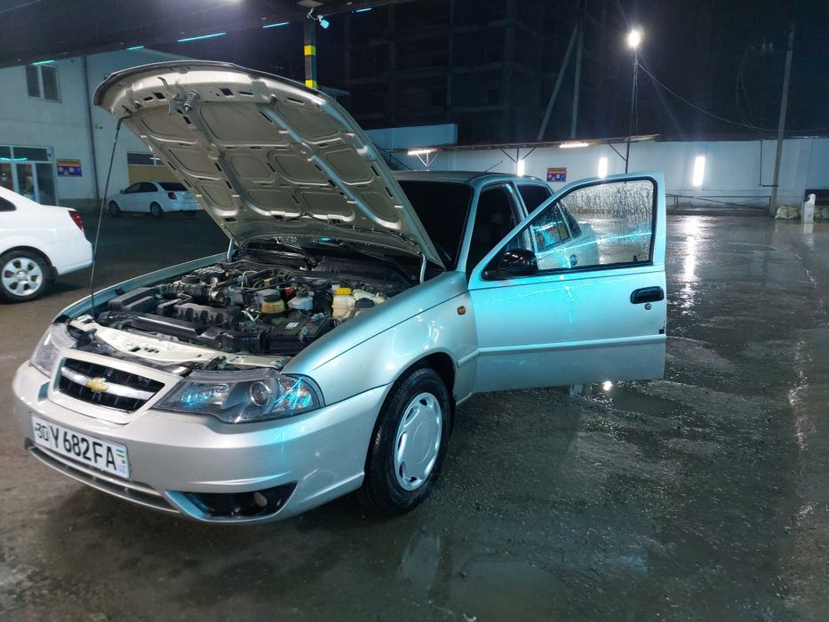 Nexia 2 sons Metan bor 4 balon pachka pult,polik,chexol,mafon,kalonka.