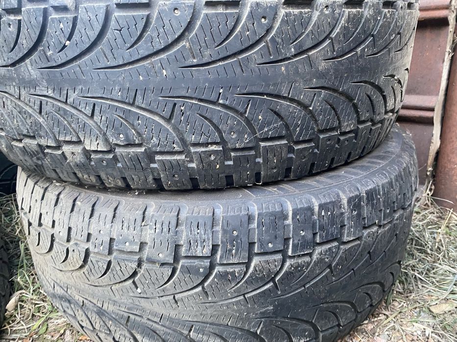 На 19. 255/50 3 шт