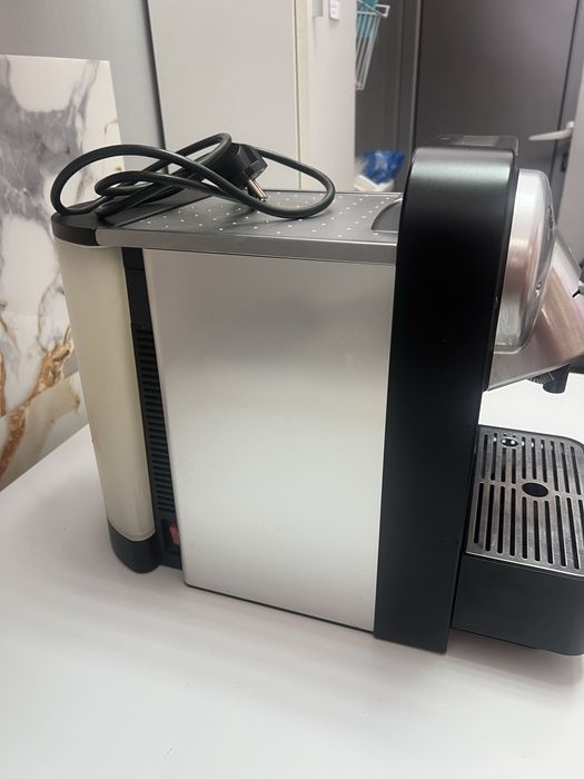 Кафемашина  Nespresso Gemini Cs 100 Pro