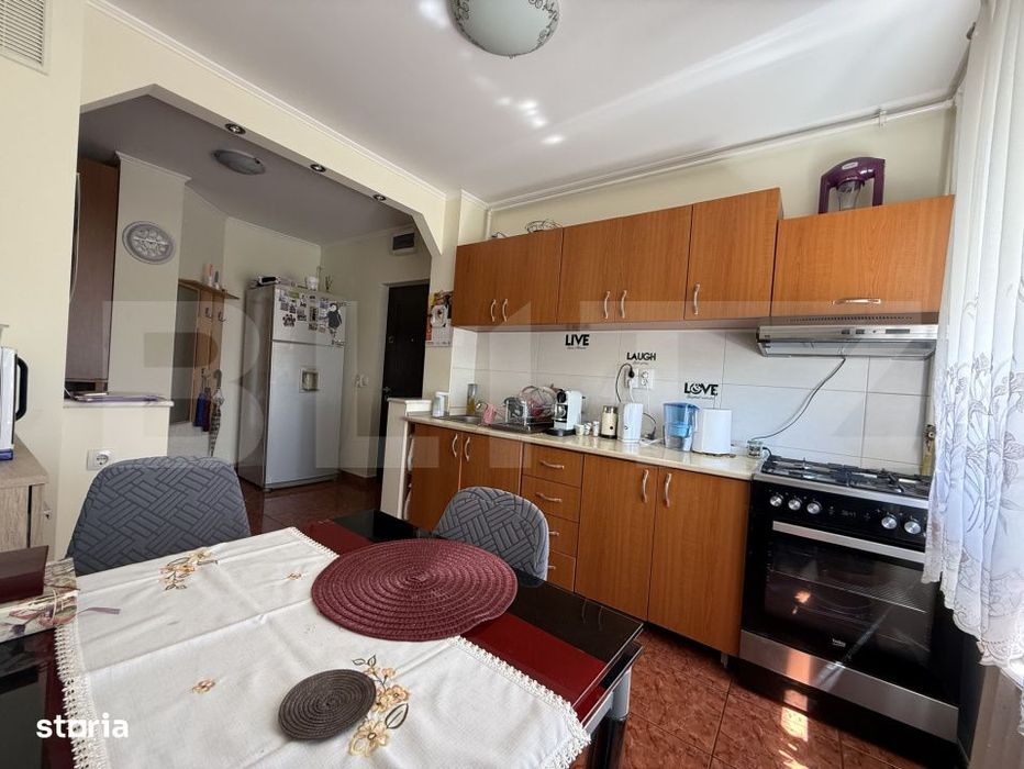 Apartament 3 camere, 63 mp, zona Careiului