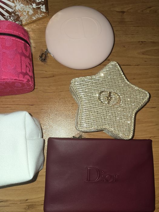 Dior оригинални несесери