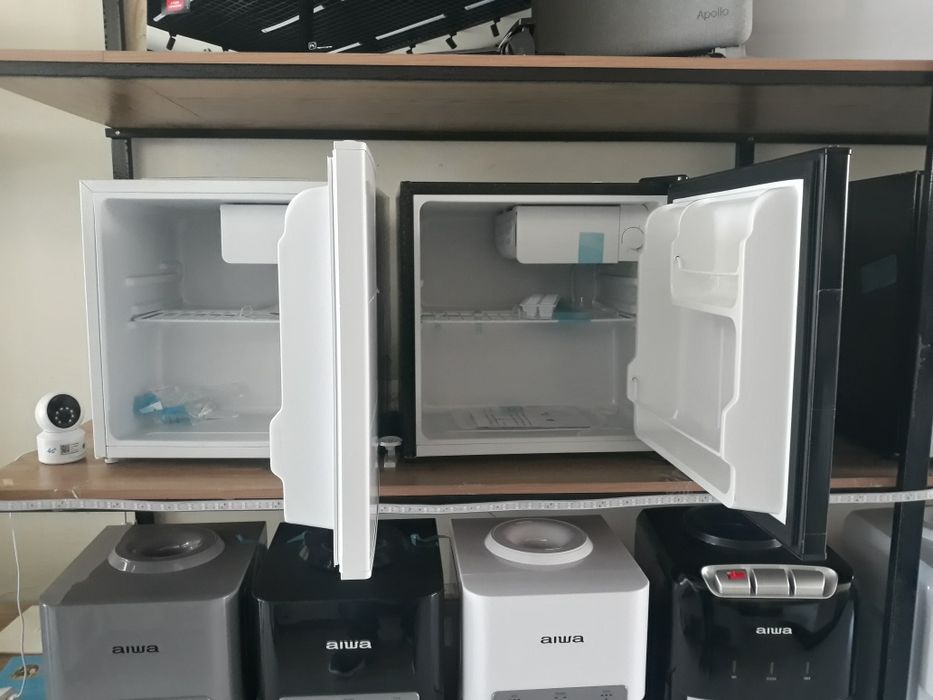 Mini holodilnik /mini bar