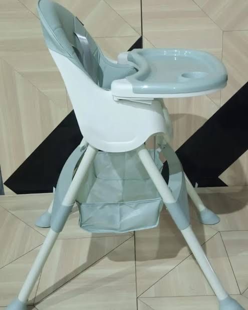 Продам стульчик доя кормления