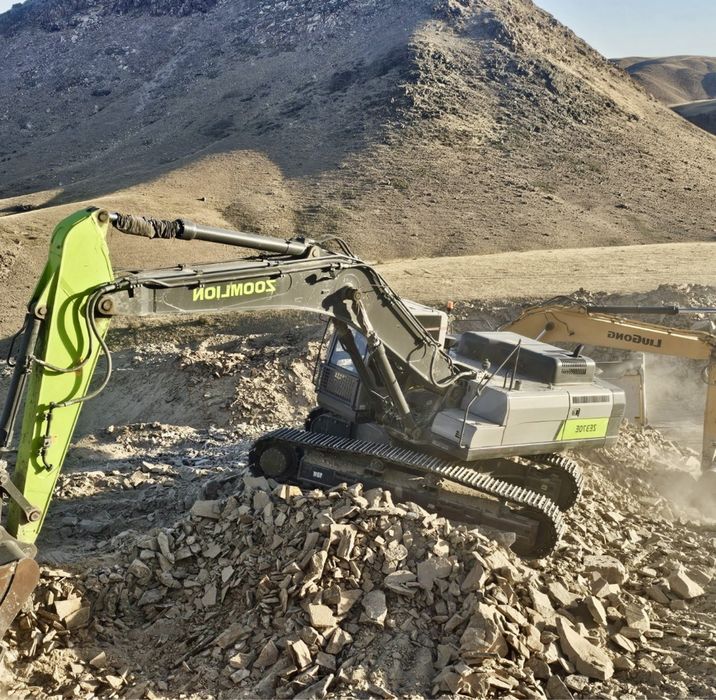 Трактор экскаватор,экскаватор-погрузчик, 3в1,петушок, Снег ,эксковатор