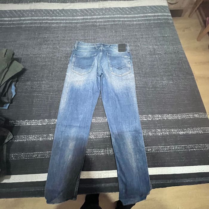 Продавам мъжки дънки